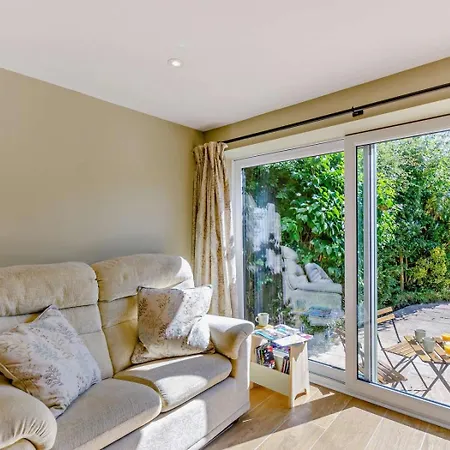 Hébergement de vacances 1 Bed In Oc-92519