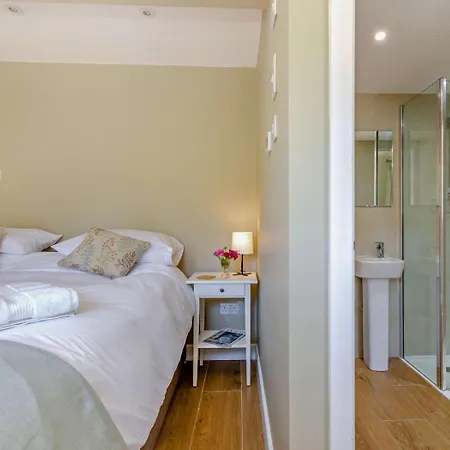 Hébergement de vacances 1 Bed In Oc-92519 *